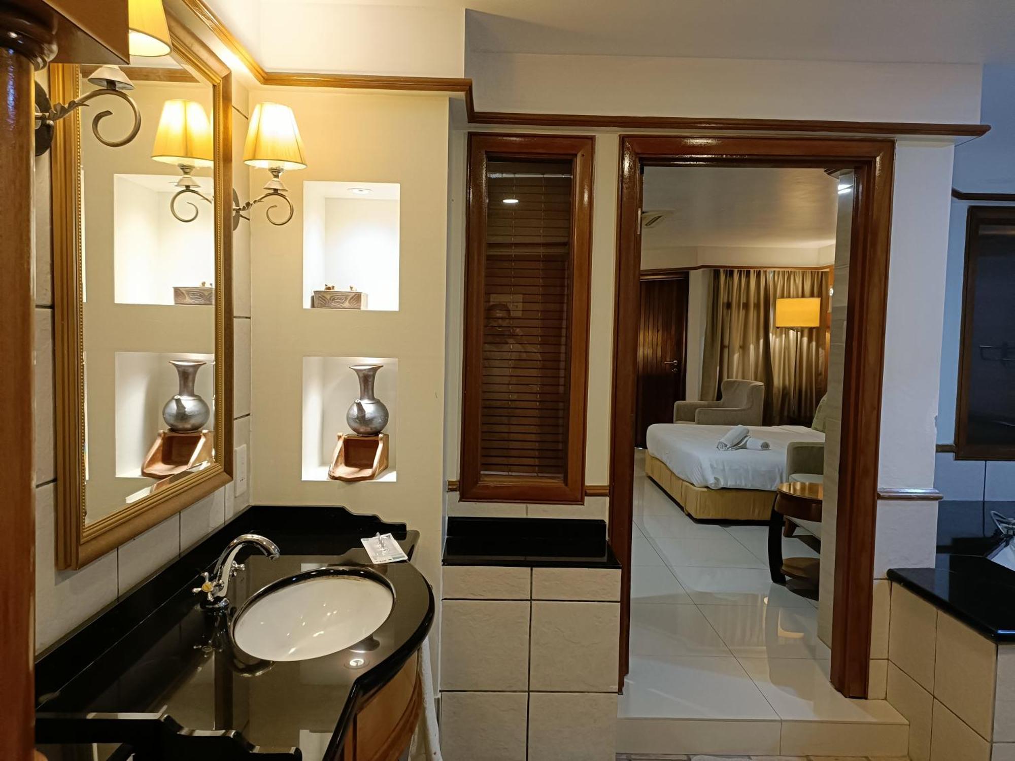 Апарт отель Pd Full Seaview Deluxe Порт-Диксон Экстерьер фото