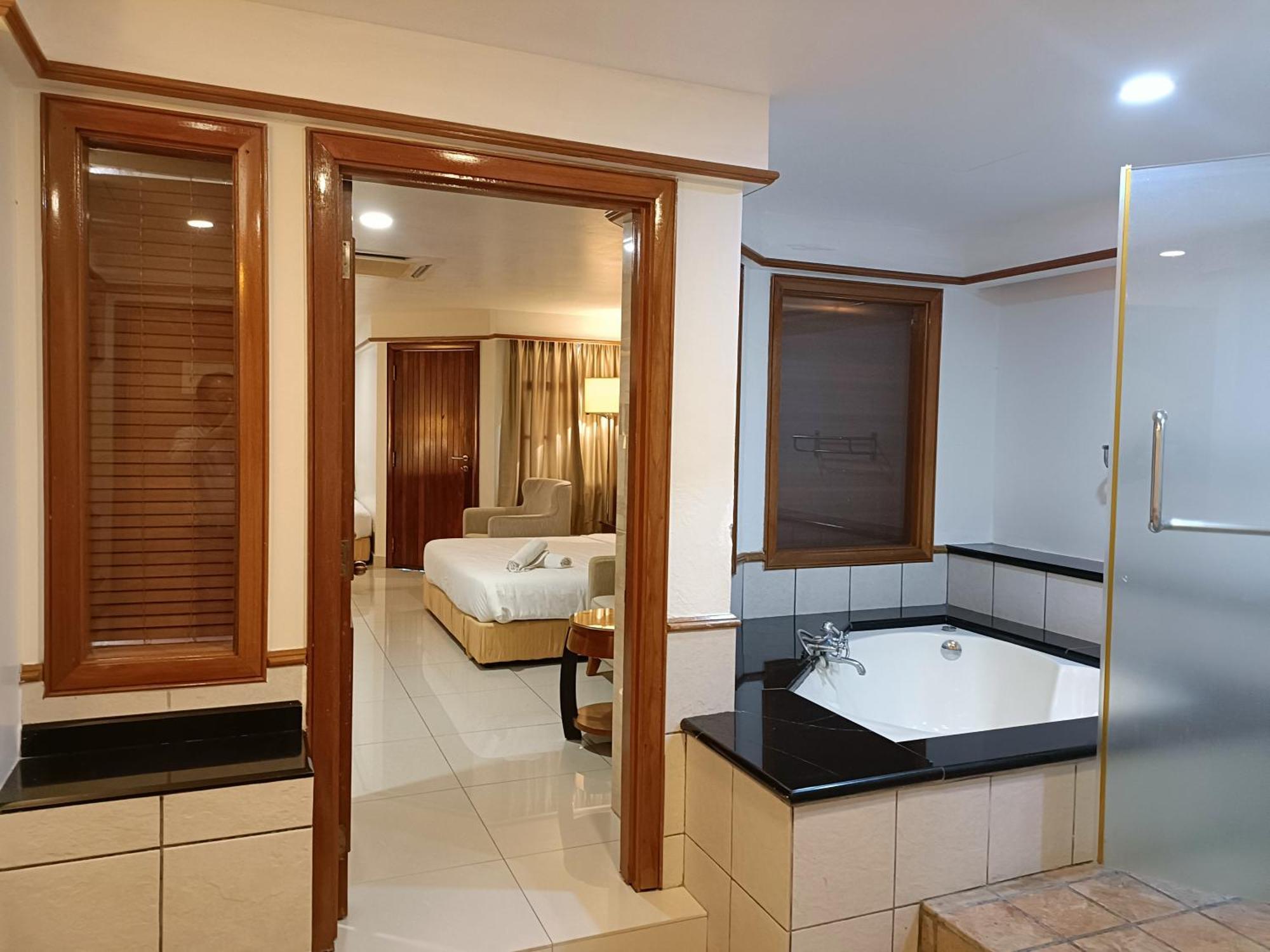 Апарт отель Pd Full Seaview Deluxe Порт-Диксон Экстерьер фото