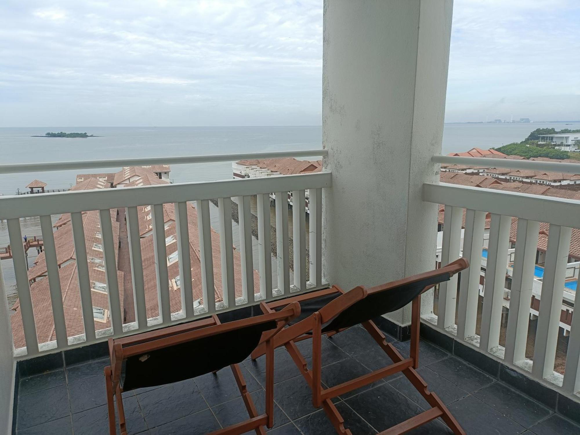 Апарт отель Pd Full Seaview Deluxe Порт-Диксон Экстерьер фото
